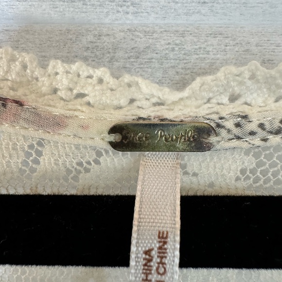 Free People Miss Mackenzie Top in Pearl Combo. Ivory Size Small - Picture 3 of 9